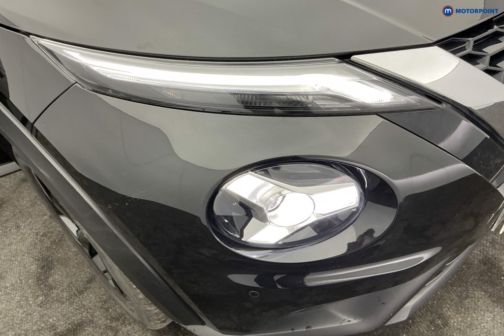 Nissan Juke N-Connecta Manual Petrol SUV - Stock Number (1650560) - 29th supplementary image