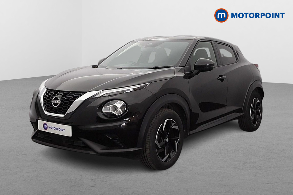 Nissan Juke N-Connecta Manual Petrol SUV - Stock Number (1650560) - Passenger side front corner