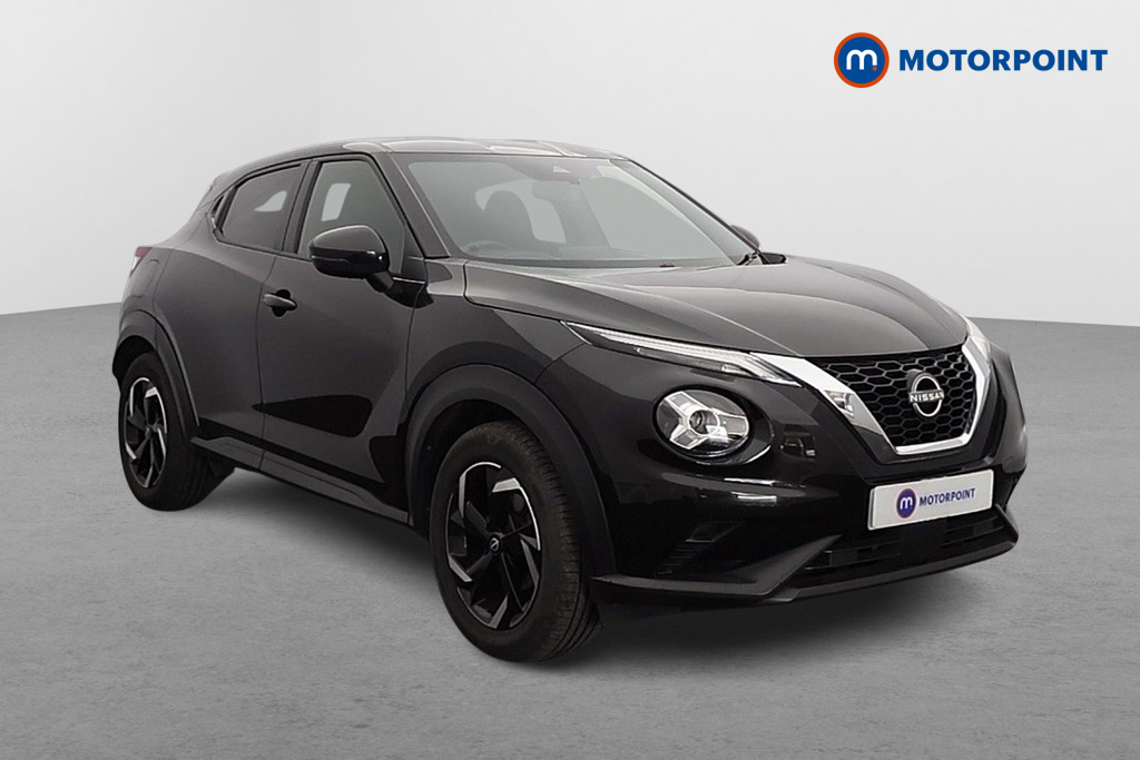 Nissan Juke N-Connecta Manual Petrol SUV - Stock Number (1650560) - Drivers side front corner