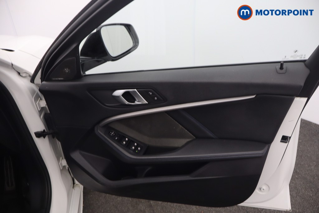 BMW 1 Series M Sport Automatic Petrol Hatchback - Stock Number (1652586) - 9th supplementary image