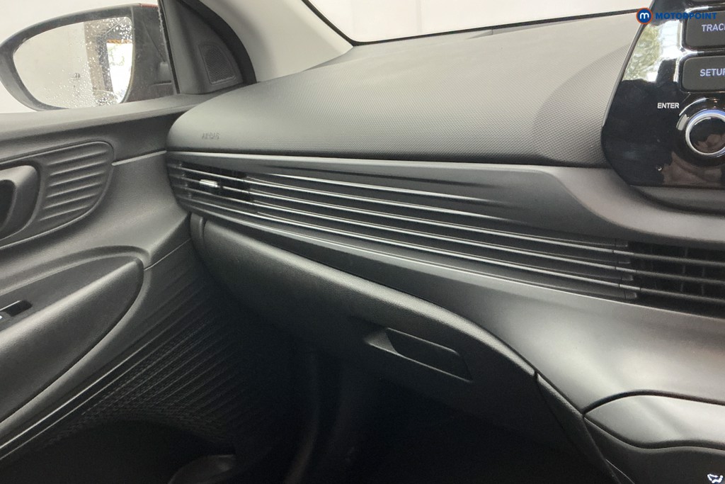 Hyundai I20 Se Connect Manual Petrol Hatchback - Stock Number (1653391) - 18th supplementary image
