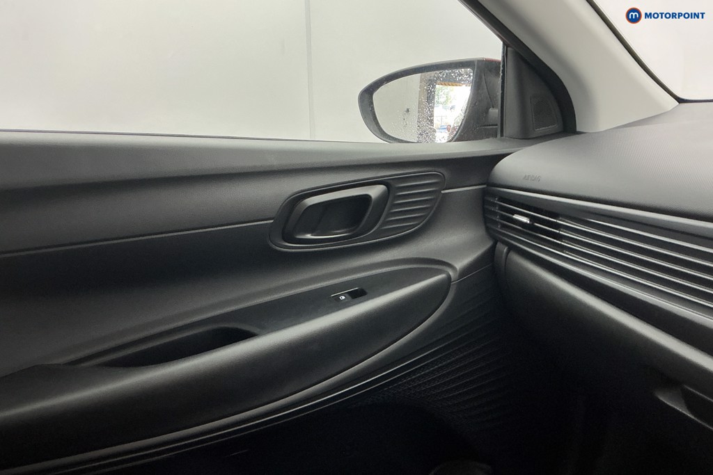 Hyundai I20 Se Connect Manual Petrol Hatchback - Stock Number (1653391) - 19th supplementary image