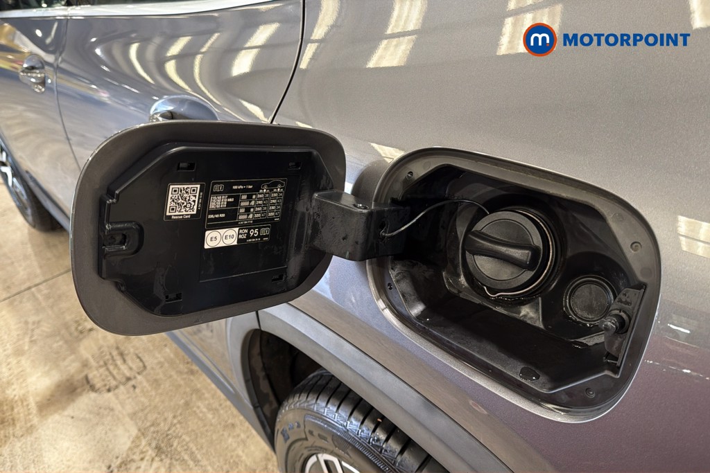 Mercedes-Benz GLA Sport Automatic Petrol SUV - Stock Number (1653491) - 41st supplementary image