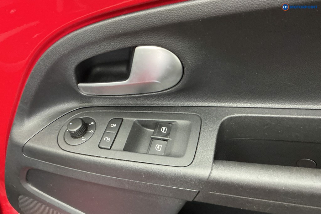 Volkswagen UP High Up Automatic Petrol Hatchback - Stock Number (1653737) - 25th supplementary image