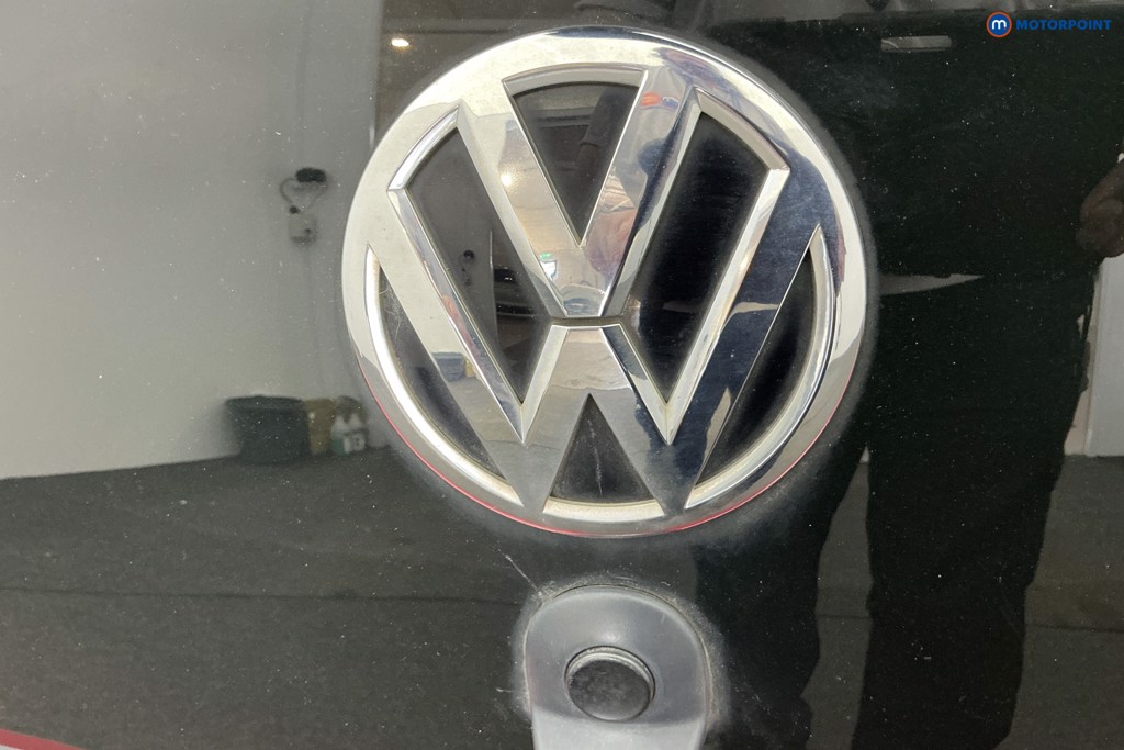 Volkswagen UP High Up Automatic Petrol Hatchback - Stock Number (1653737) - 32nd supplementary image