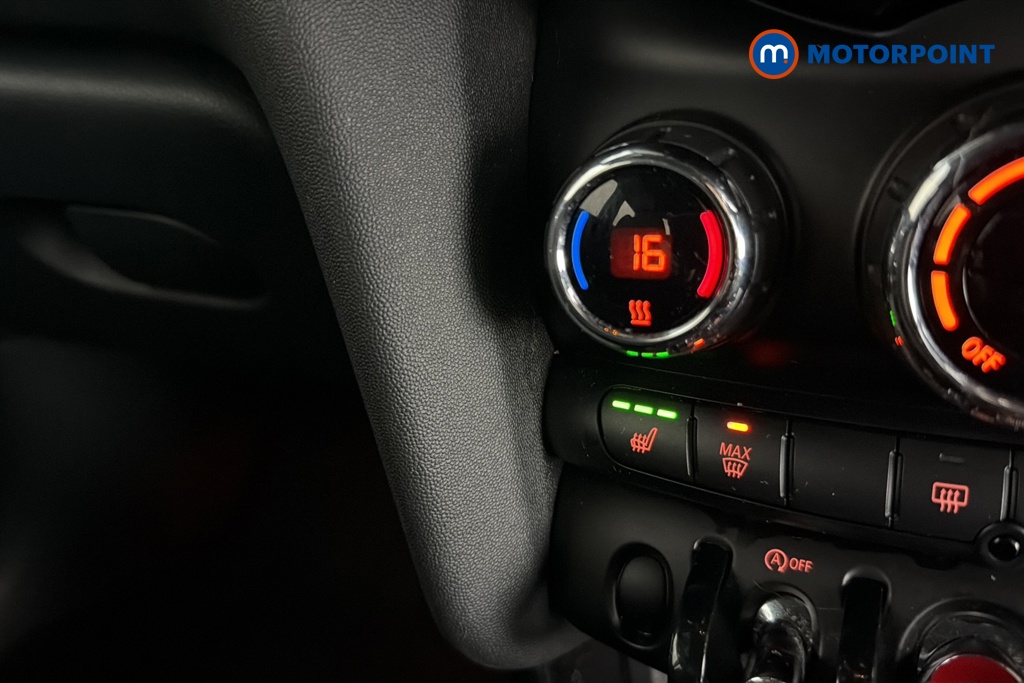 Mini Hatchback Cooper S Sport Manual Petrol Hatchback - Stock Number (1655080) - 14th supplementary image