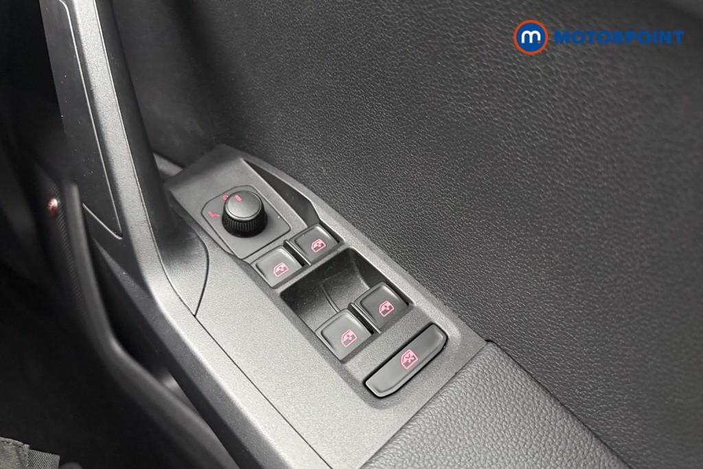 Seat Arona Se Technology Lux Manual Diesel SUV - Stock Number (1655135) - 16th supplementary image