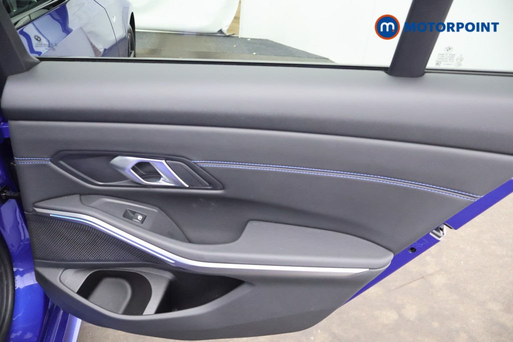 BMW 3 Series M Sport Automatic Petrol Saloon - Stock Number (1656015) - 21st supplementary image