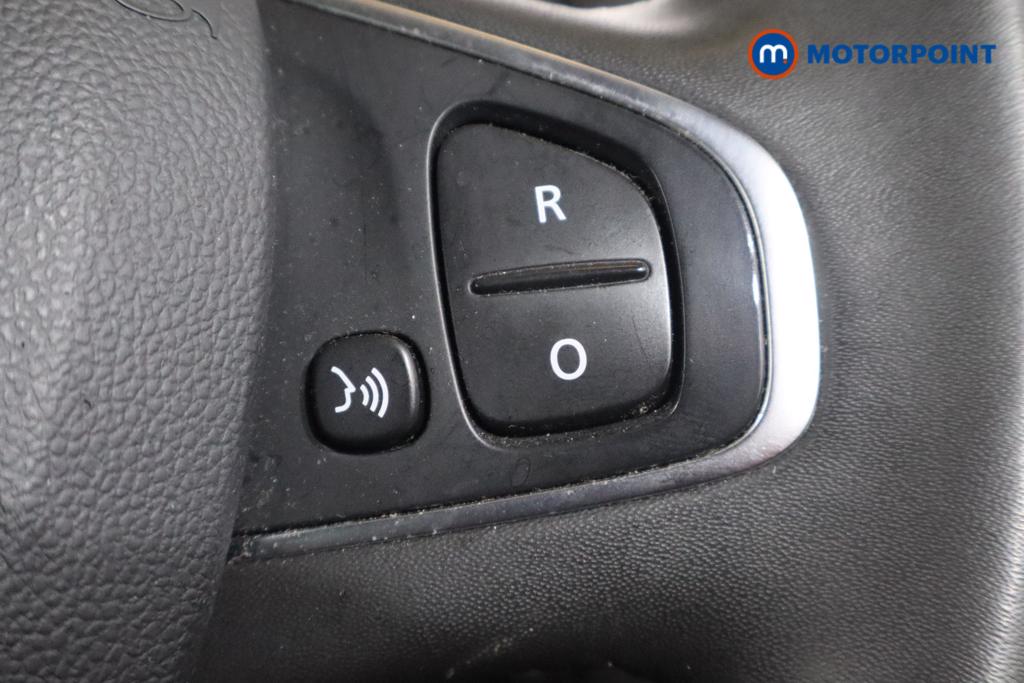 Renault Clio Iconic Manual Petrol Hatchback - Stock Number (1656121) - 16th supplementary image