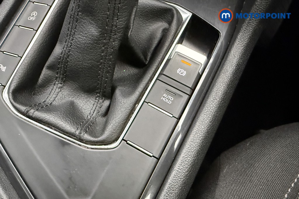Volkswagen Tiguan Allspace Life Automatic Petrol SUV - Stock Number (1656243) - 32nd supplementary image