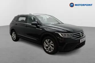Volkswagen Tiguan Allspace Life Automatic Petrol SUV - Stock Number (1656243) - Drivers side front corner