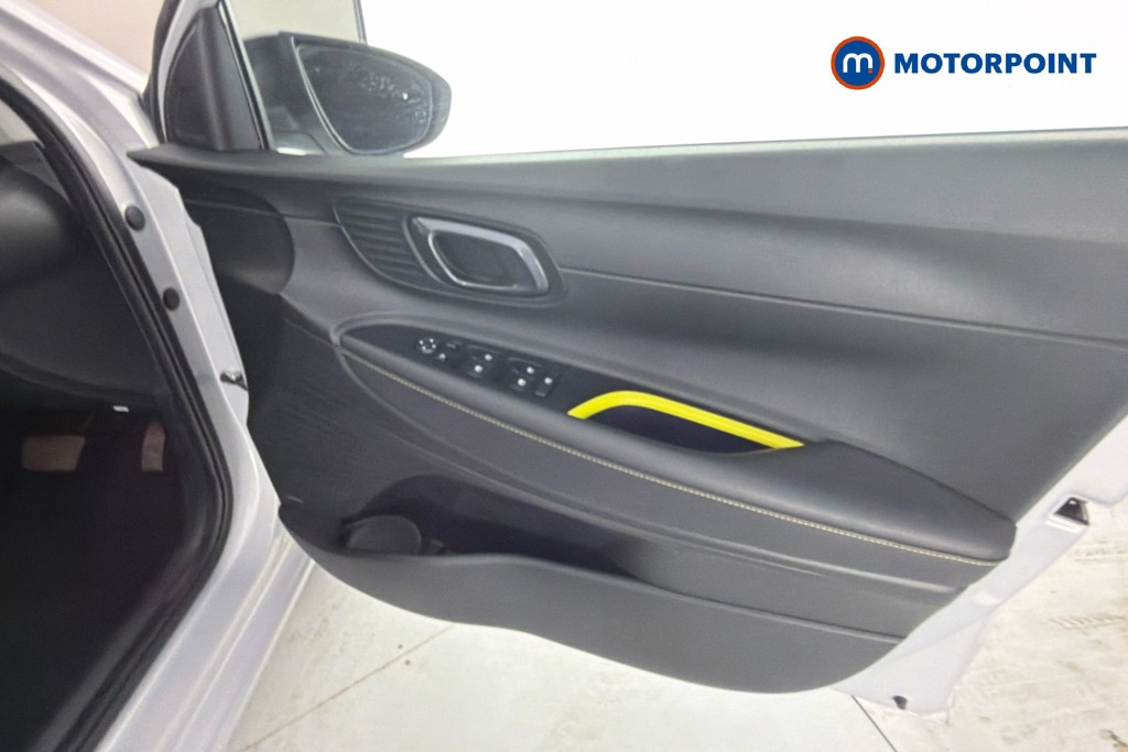 Hyundai I20 Ultimate Automatic Petrol Hatchback - Stock Number (1656592) - 19th supplementary image