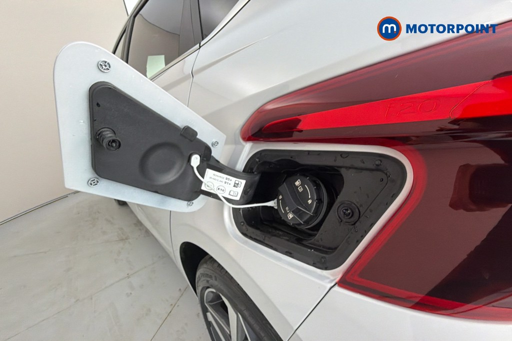 Hyundai I20 Ultimate Automatic Petrol Hatchback - Stock Number (1656592) - 41st supplementary image