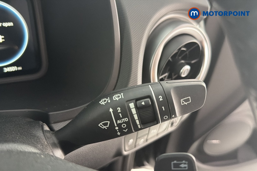 Hyundai Kona Premium Automatic Electric SUV - Stock Number (1657661) - 6th supplementary image
