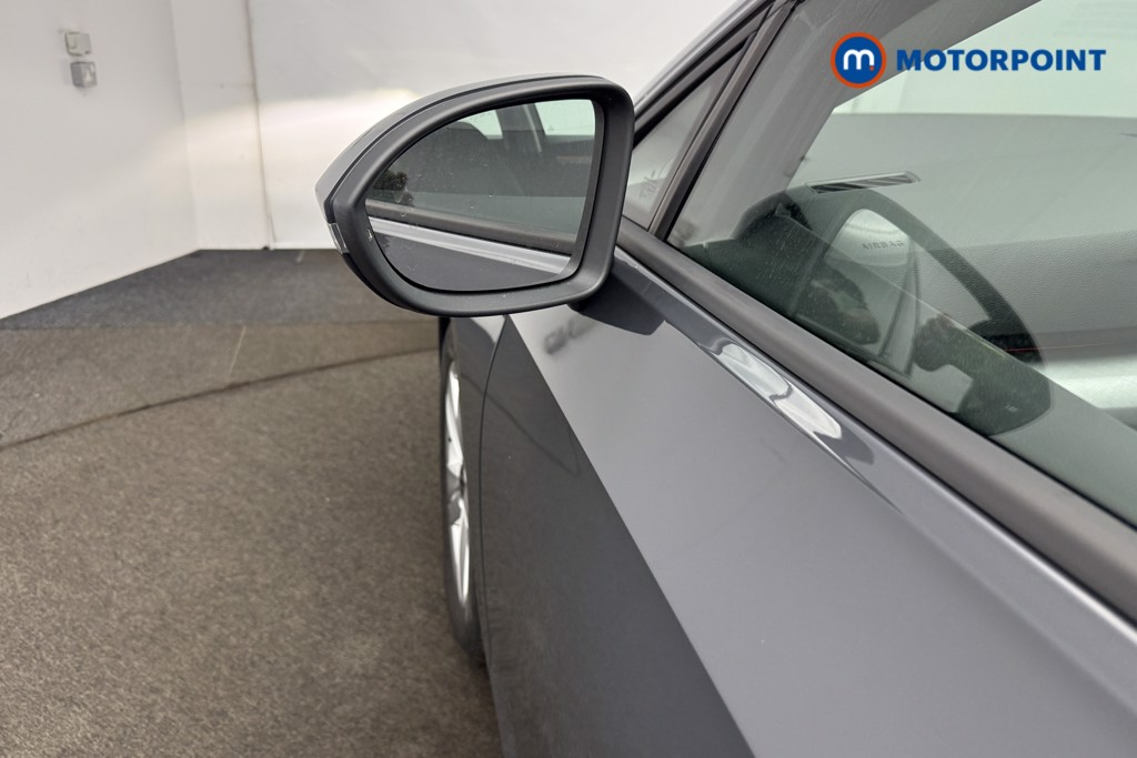 Volkswagen Golf Life Manual Petrol Hatchback - Stock Number (1657811) - 28th supplementary image