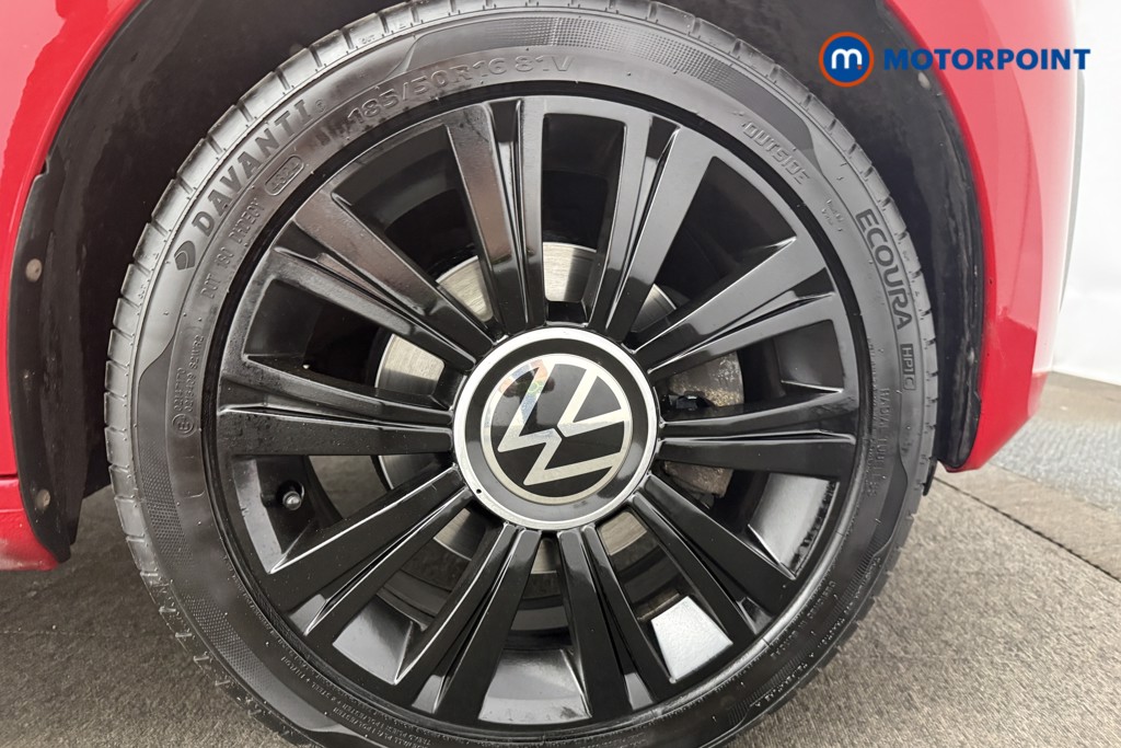Volkswagen UP Black Edition Manual Petrol Hatchback - Stock Number (1657954) - 10th supplementary image