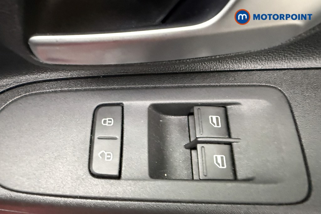 Volkswagen UP Black Edition Manual Petrol Hatchback - Stock Number (1657954) - 16th supplementary image