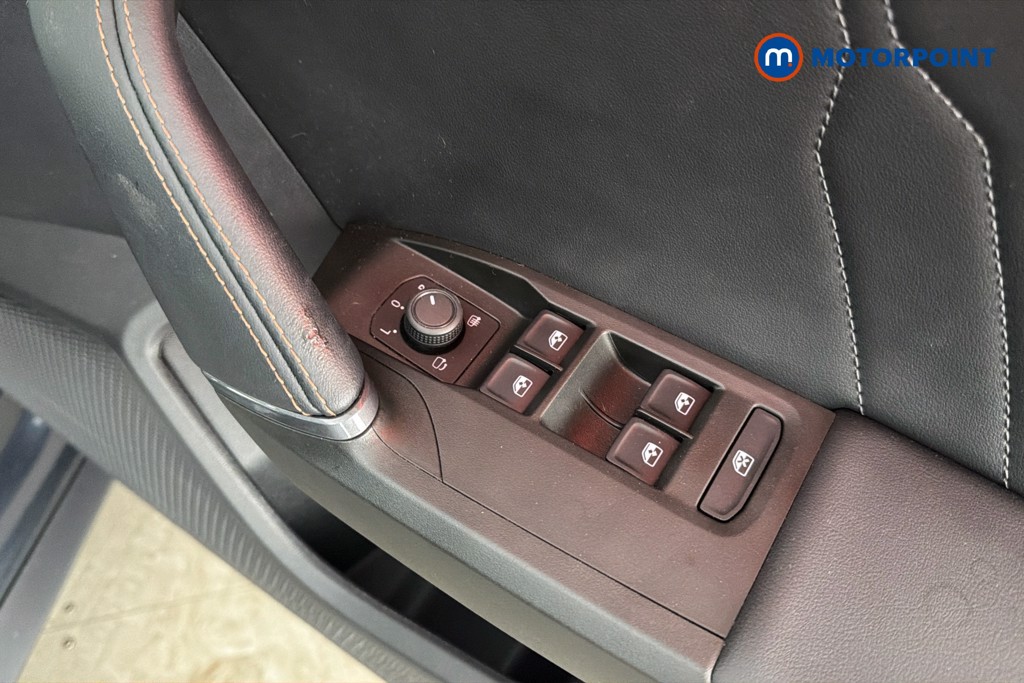 Cupra Leon V1 Design Edition Automatic Petrol Hatchback - Stock Number (1658051) - 20th supplementary image