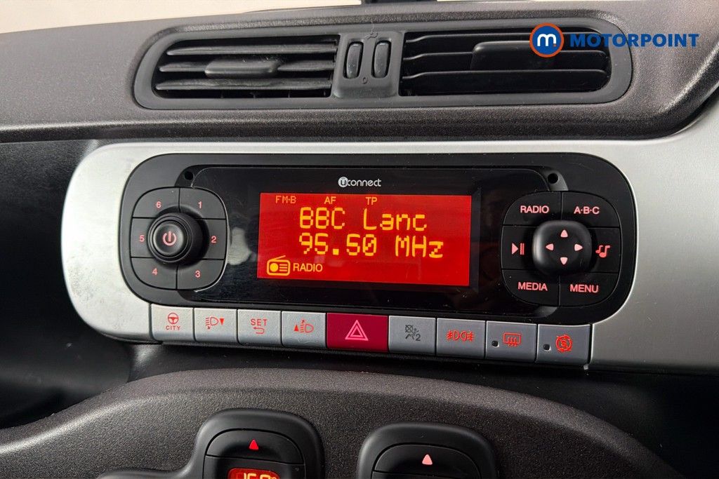 Fiat Panda Cross Manual Petrol Hatchback - Stock Number (1658495) - 9th supplementary image
