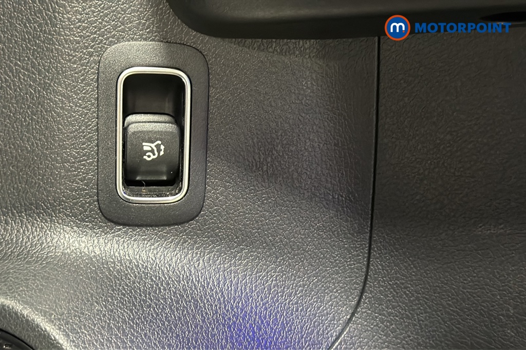 Mercedes-Benz B Class Amg Line Automatic Petrol Hatchback - Stock Number (1659248) - 994th supplementary image