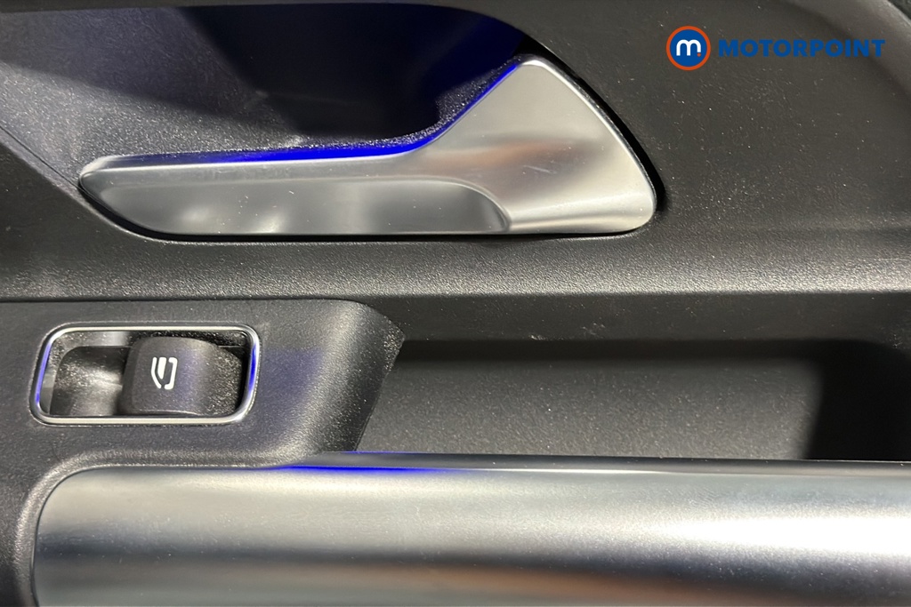 Mercedes-Benz B Class Amg Line Automatic Petrol Hatchback - Stock Number (1659248) - 998th supplementary image