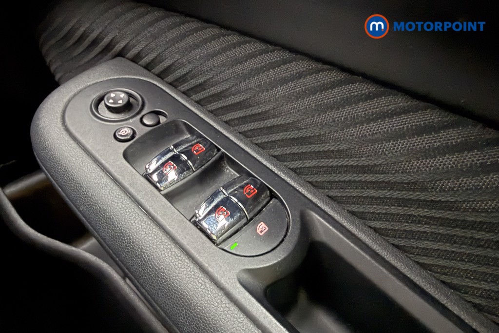 Mini Clubman Cooper Automatic Petrol Estate - Stock Number (1659347) - 17th supplementary image