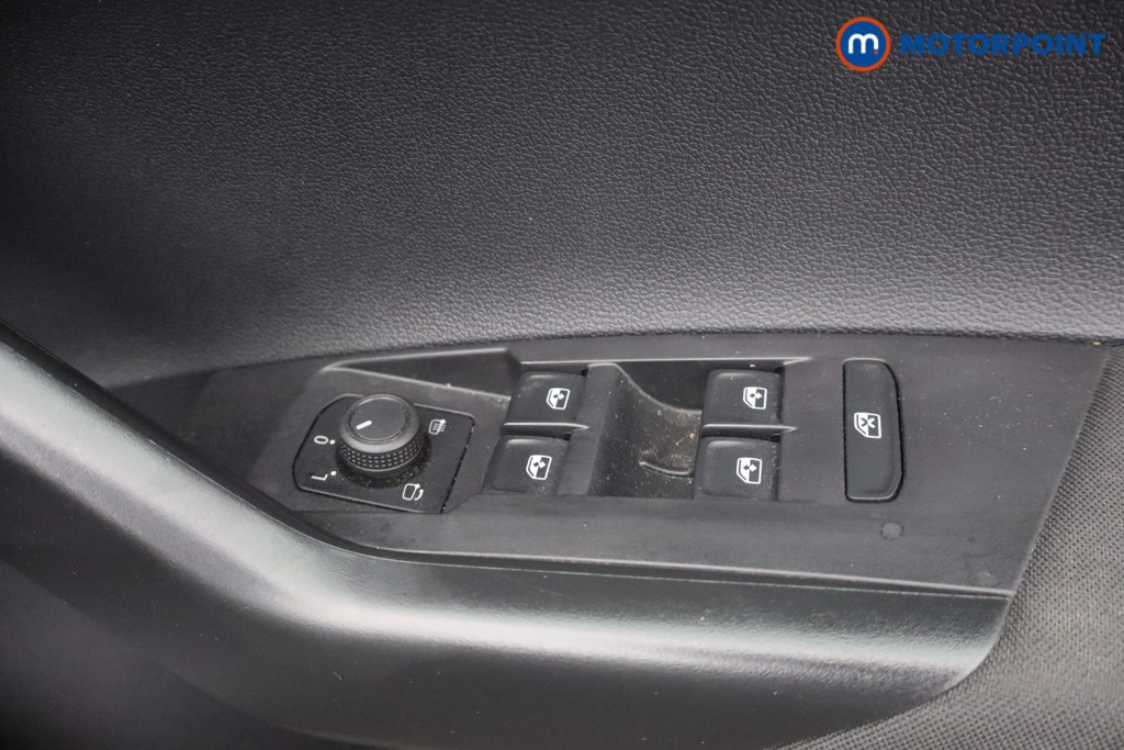 Volkswagen Taigo Life Automatic Petrol SUV - Stock Number (1659423) - 11th supplementary image