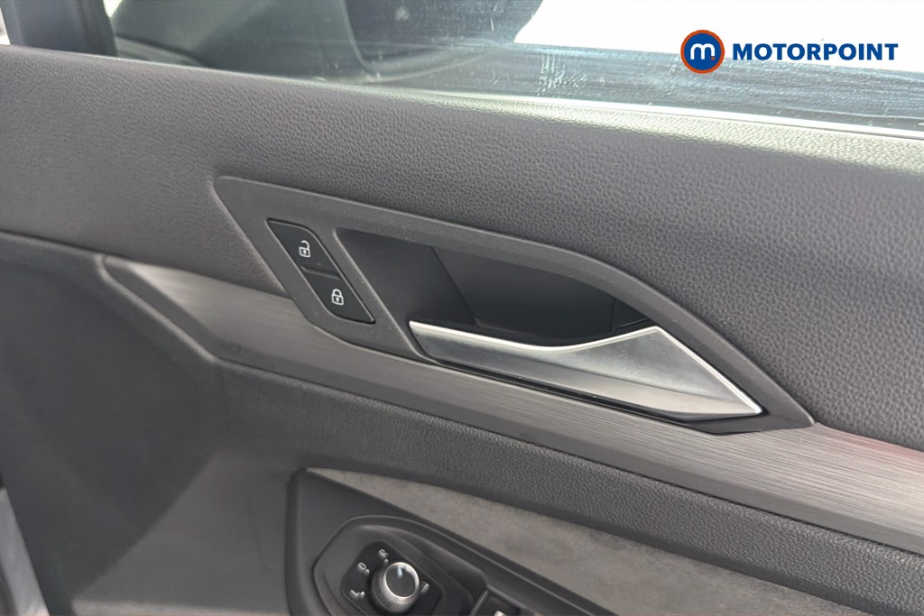 Volkswagen Golf Style Automatic Petrol Plug-In Hybrid Hatchback - Stock Number (1659707) - 42nd supplementary image