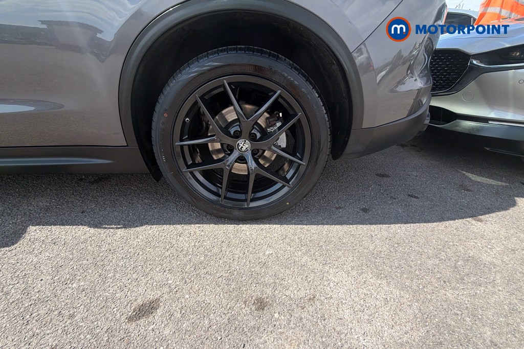 Alfa Romeo Stelvio Nero Edizione Automatic Petrol SUV - Stock Number (1659761) - 39th supplementary image