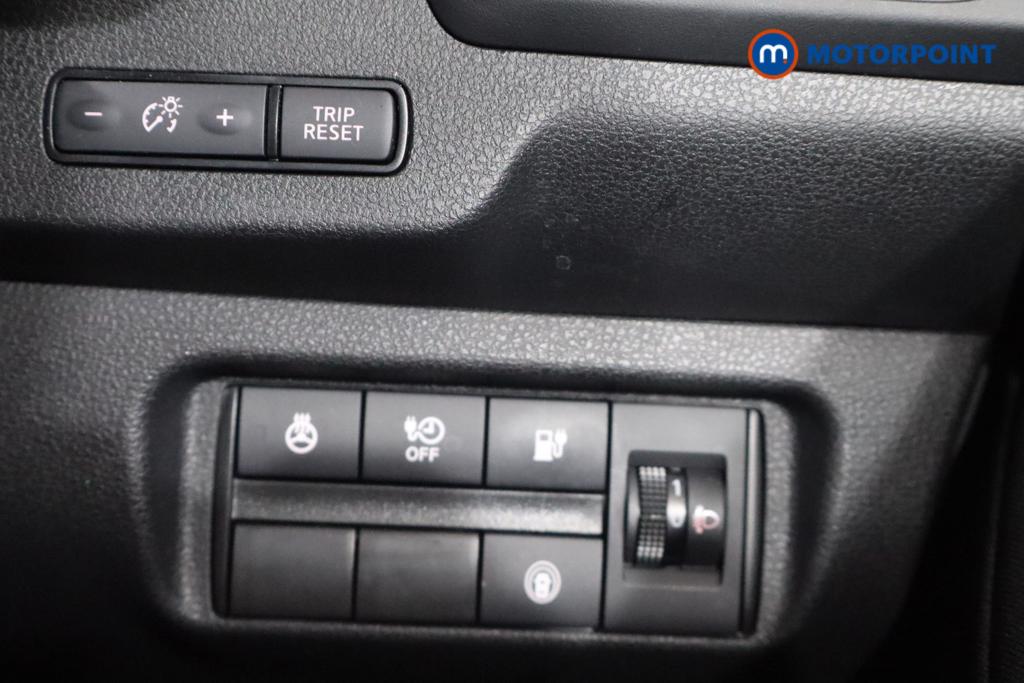 Nissan Leaf N-Connecta Automatic Electric Hatchback - Stock Number (1659828) - 14th supplementary image