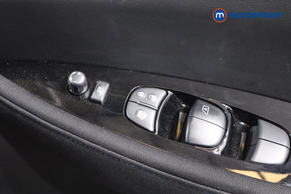 Nissan Leaf N-Connecta Automatic Electric Hatchback - Stock Number (1659828) - 15th supplementary image