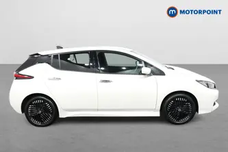 Nissan Leaf N-Connecta Automatic Electric Hatchback - Stock Number (1659828) - Drivers side