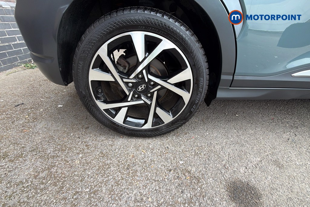 Hyundai Kona Premium Manual Petrol SUV - Stock Number (1660402) - 35th supplementary image