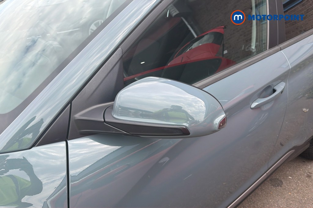 Hyundai Kona Premium Manual Petrol SUV - Stock Number (1660402) - 40th supplementary image