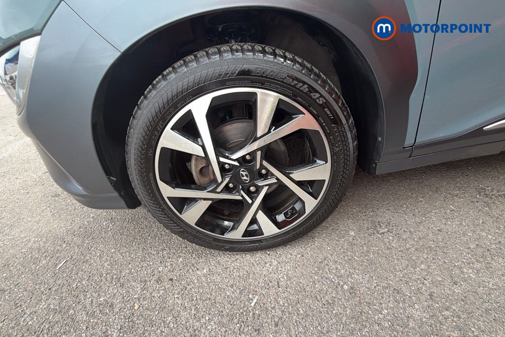 Hyundai Kona Premium Manual Petrol SUV - Stock Number (1660402) - 41st supplementary image