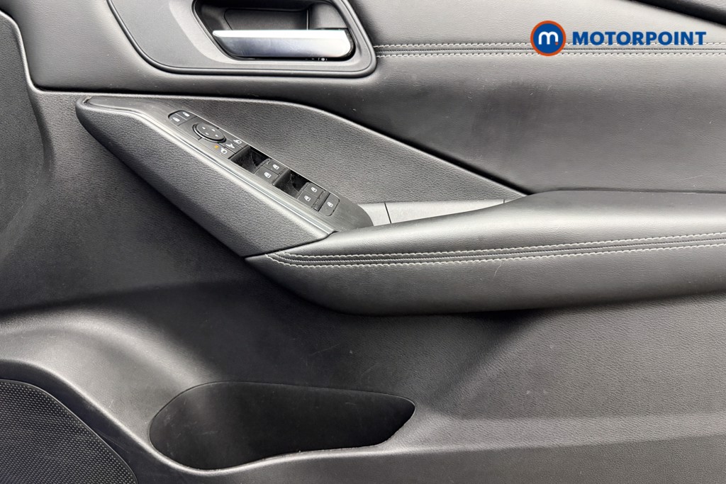 Nissan Qashqai Acenta Premium Manual Petrol SUV - Stock Number (1660514) - 17th supplementary image