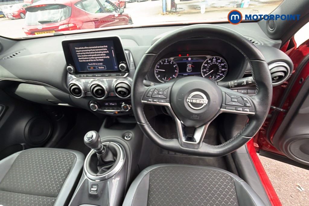 Nissan Juke N-Connecta Manual Petrol SUV - Stock Number (1660526) - 2nd supplementary image