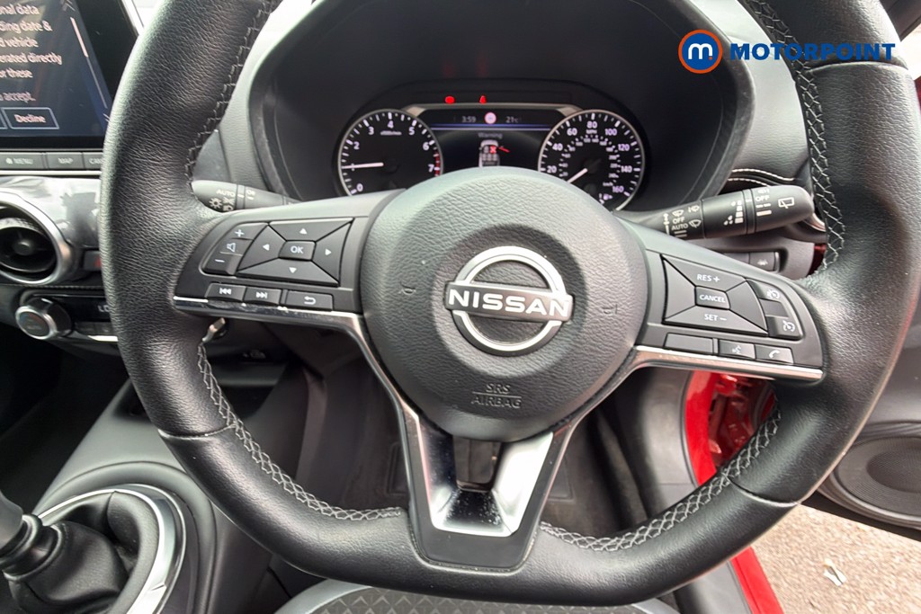 Nissan Juke N-Connecta Manual Petrol SUV - Stock Number (1660526) - 5th supplementary image