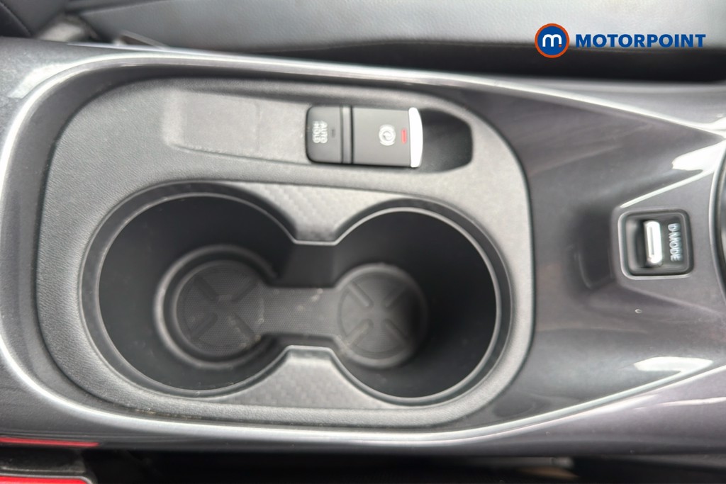 Nissan Juke N-Connecta Manual Petrol SUV - Stock Number (1660526) - 16th supplementary image