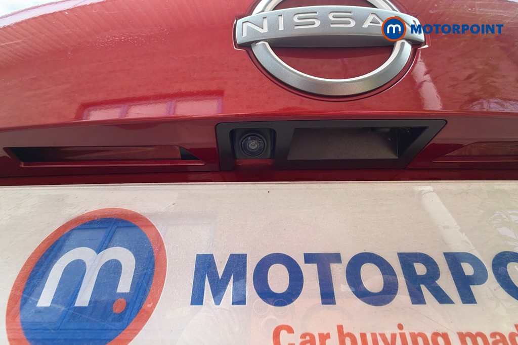 Nissan Juke N-Connecta Manual Petrol SUV - Stock Number (1660526) - 36th supplementary image