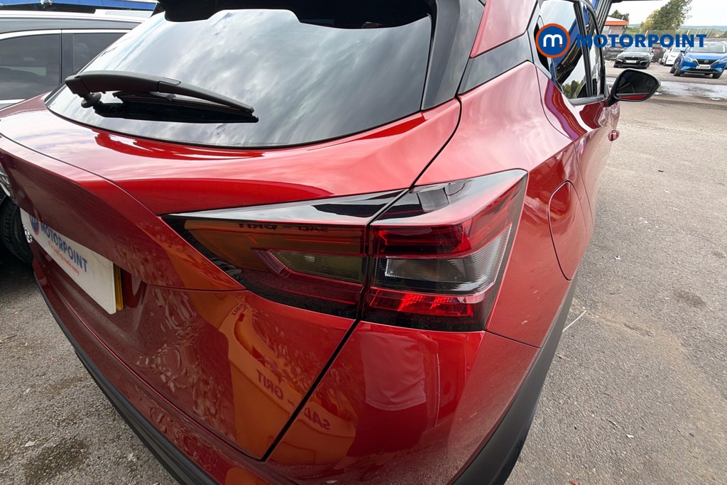 Nissan Juke N-Connecta Manual Petrol SUV - Stock Number (1660526) - 38th supplementary image