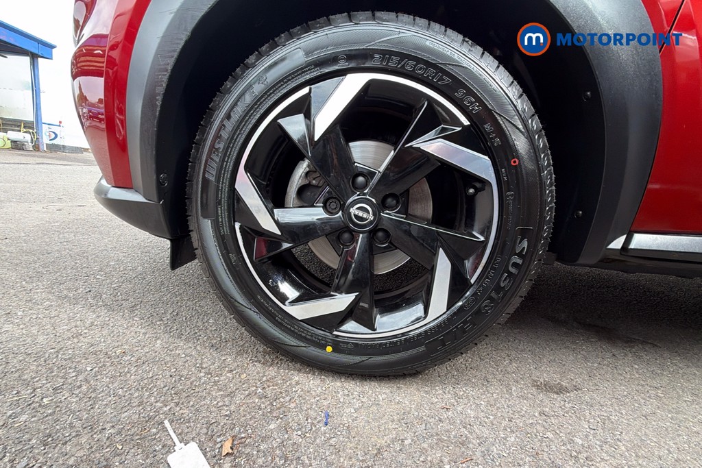 Nissan Juke N-Connecta Manual Petrol SUV - Stock Number (1660526) - 47th supplementary image