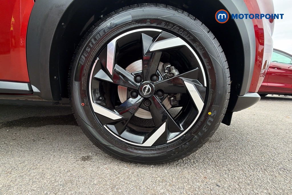 Nissan Juke N-Connecta Manual Petrol SUV - Stock Number (1660526) - 50th supplementary image
