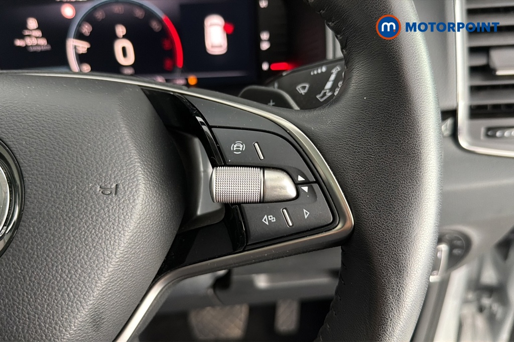 Skoda Karoq Se L Automatic Petrol SUV - Stock Number (1660561) - 3rd supplementary image
