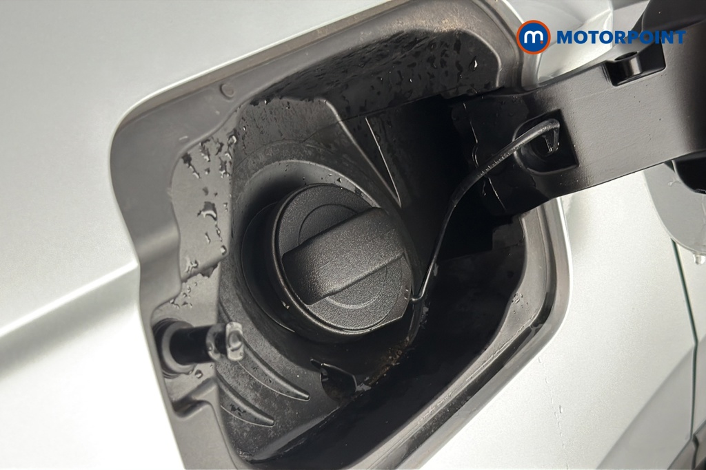 Skoda Karoq Se L Automatic Petrol SUV - Stock Number (1660561) - 41st supplementary image