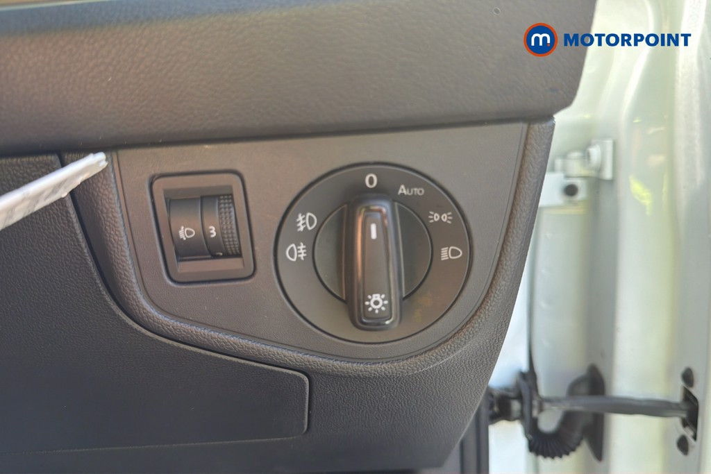 Volkswagen Polo R-Line Manual Petrol Hatchback - Stock Number (1660762) - 18th supplementary image