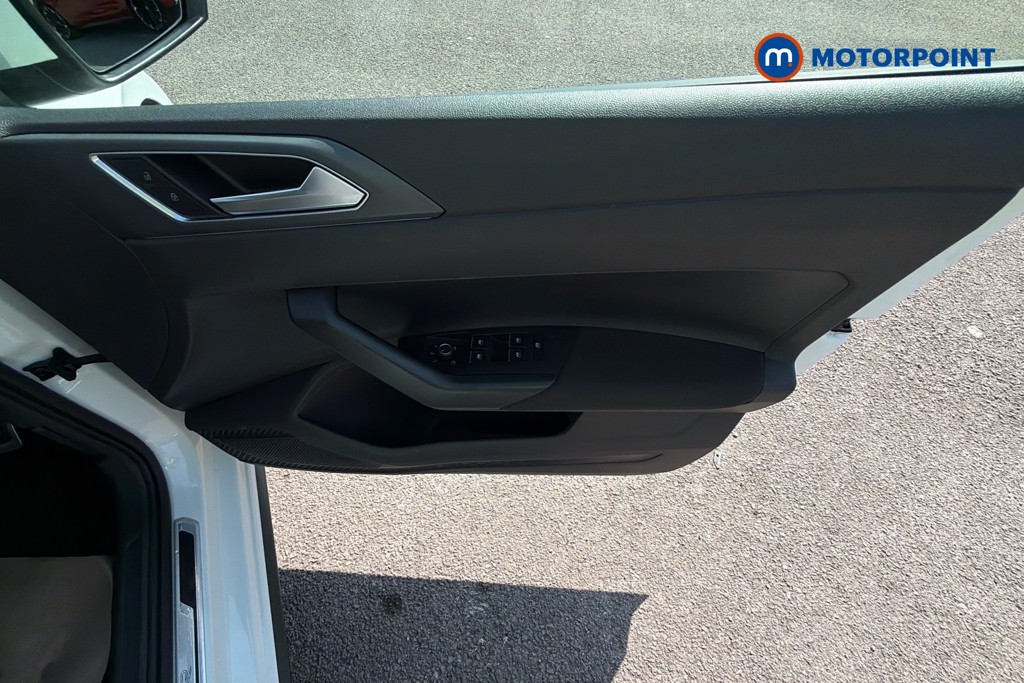 Volkswagen Polo R-Line Manual Petrol Hatchback - Stock Number (1660762) - 19th supplementary image
