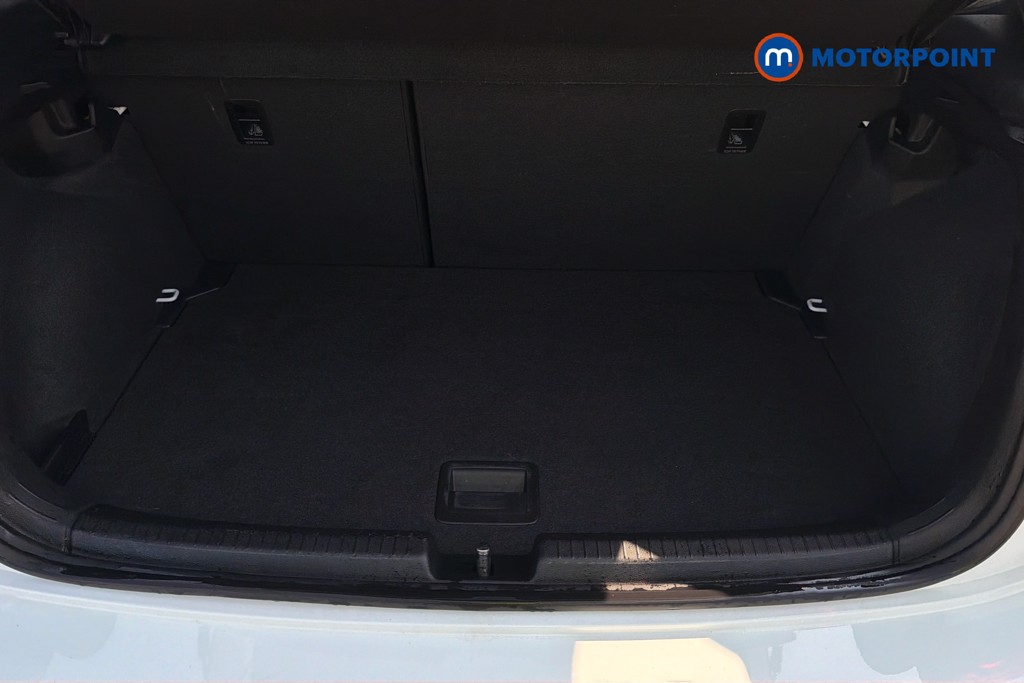 Volkswagen Polo R-Line Manual Petrol Hatchback - Stock Number (1660762) - 33rd supplementary image