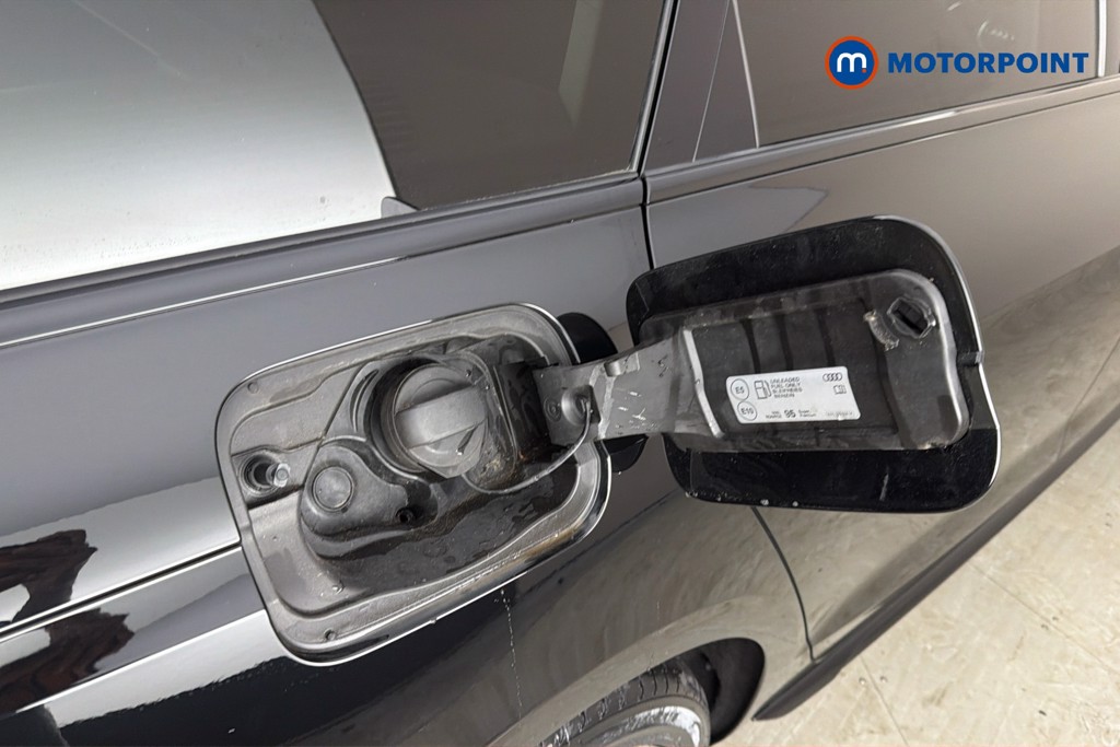 Audi A4 Sport Edition Manual Petrol Estate - Stock Number (1660881) - 41st supplementary image