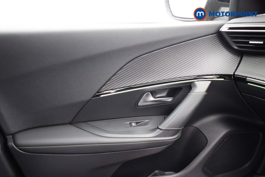 Peugeot 2008 GT Manual Petrol SUV - Stock Number (1661001) - 14th supplementary image
